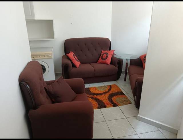 2 BEDROOM APARTMENT FOR SALE IN UVONGO BEACH